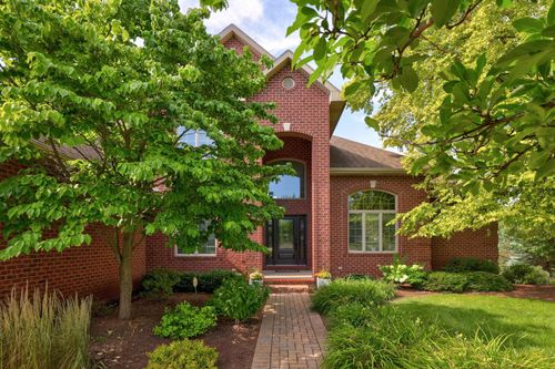 168 Kingsbrook Dr, Frankenmuth, MI, 48734-1266 | Card Image