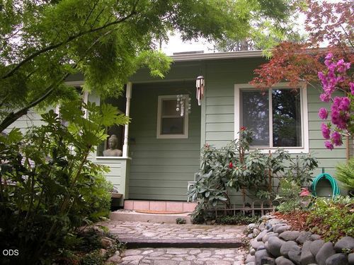 279 Alta St, Ashland, OR, 97520-2661 | Card Image