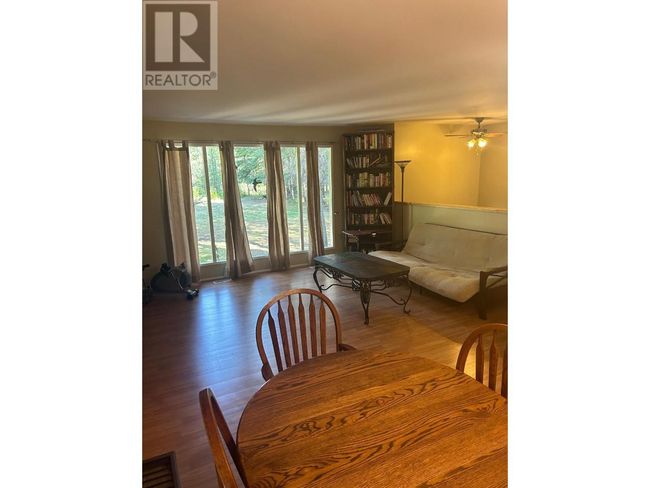 1055 White Rd, House other with 4 bedrooms, 2 bathrooms and null parking in South Slocan BC | Image 10