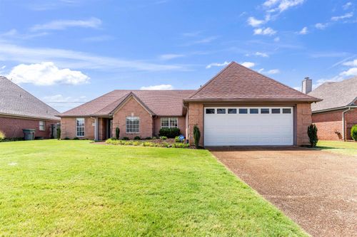 1965 Myrna Ln, Memphis, TN, 38117-7428 | Card Image