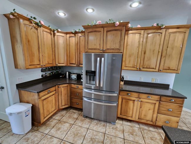 510 Oak Creek Dr, House other with 6 bedrooms, 3 bathrooms and null parking in Rock Springs WY | Image 7
