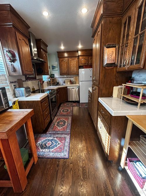 3030 Dohr St, Berkeley, CA, 94702-2714 | Card Image