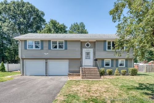 49 Bates Dr, East Hartford, CT, 06108-1302 | Card Image