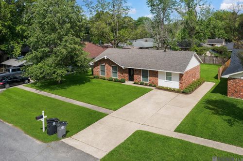 3134 Montreal Dr, Baton Rouge, LA, 70819-1707 | Card Image