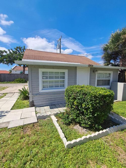 3-back-house-311 S J St, Lake Worth Beach, FL, 33460-4541 | Card Image