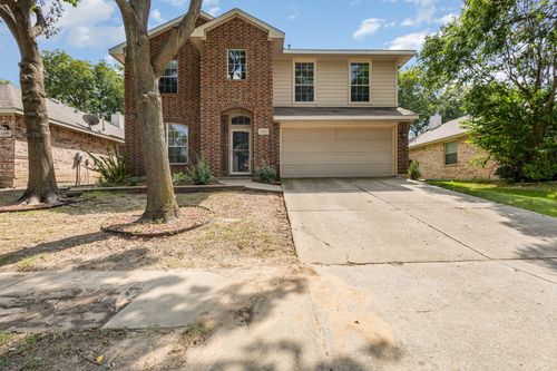 6913 Willow Crest Dr, McKinney, TX, 75070-6685 | Card Image