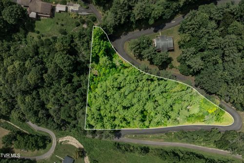 1 Lakeridge Dr, Butler, TN, 37640 | Card Image