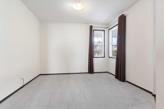 96 Evansview Manor, Home with 3 bedrooms, 2 bathrooms and 4 parking in Calgary AB | Image 10