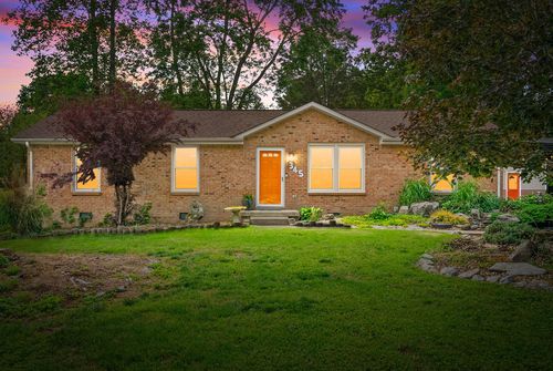 345 Lake Court Dr, Clarksville, TN, 37043-5839 | Card Image
