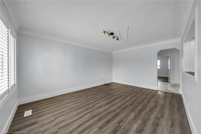 8 Shynal Ave, House other with 4 bedrooms, 2 bathrooms and 6 parking in Hamilton ON | Image 14