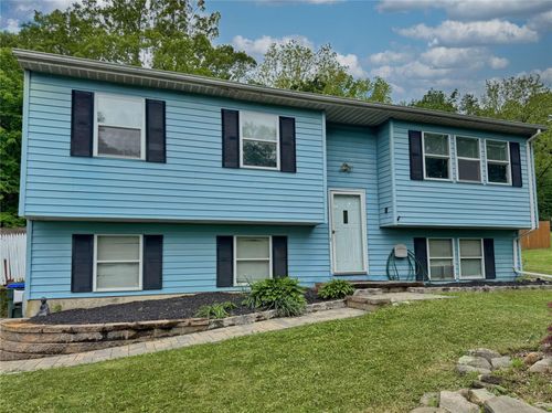 285 Riley Rd, New Windsor, NY, 12553-7272 | Card Image