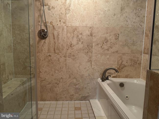 7820 Whiterim Ter, Townhouse with 3 bedrooms, 4 bathrooms and null parking in POTOMAC MD | Image 13