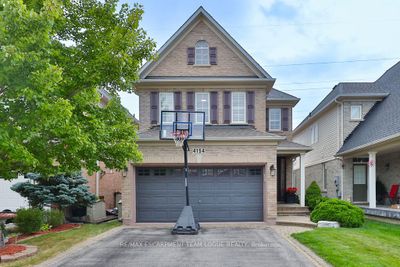 4154 Saunders Cres, House other with 4 bedrooms, 3 bathrooms and 4 parking in Burlington ON | Image 1