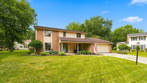 8112 Tewksbury Ct, Fort Wayne, IN, 46835-8305 | Card Image