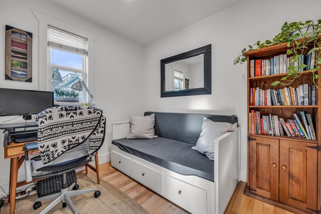 880 Gore Ave, Townhouse with 3 bedrooms, 2 bathrooms and 1 parking in Vancouver BC | Image 11