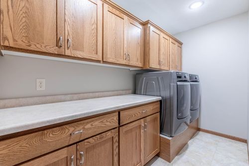 932 Oak Pond Ct, Sartell, MN, 56377-4516 | Card Image