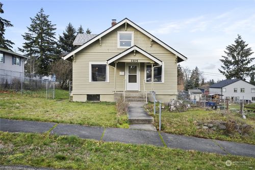 1105 E 51st Street, Tacoma, WA, 98404 | Card Image