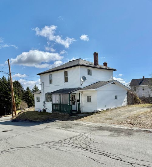 144 6th Avenue, Madawaska, ME, 04756 | Card Image