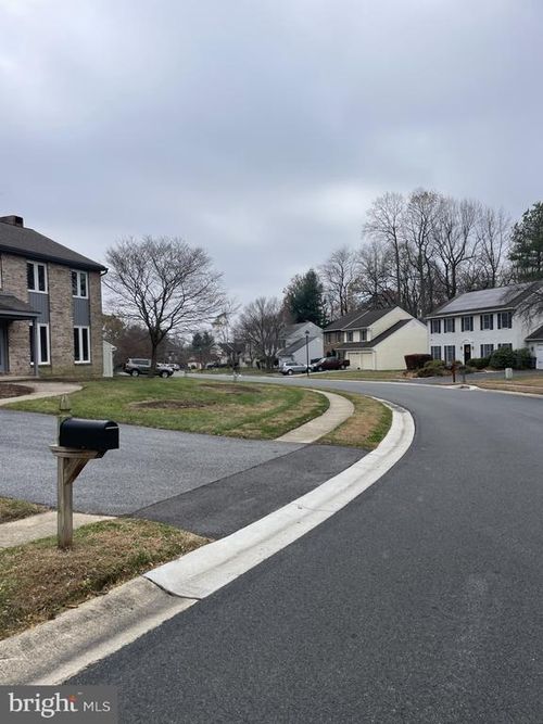 152 Bunting Dr, WILMINGTON, DE, 19808-1988 | Card Image