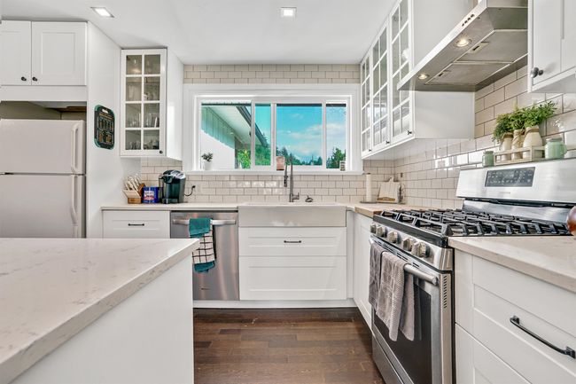 10135 Brentwood Dr, House other with 5 bedrooms, 3 bathrooms and 6 parking in Chilliwack BC | Image 6