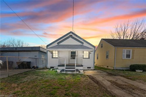 2222 Marshall Ave, Norfolk, VA, 23504-2611 | Card Image