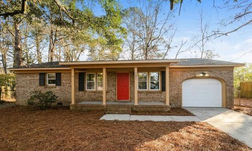 121 English Rd, Summerville, SC, 29483-2528 | Card Image