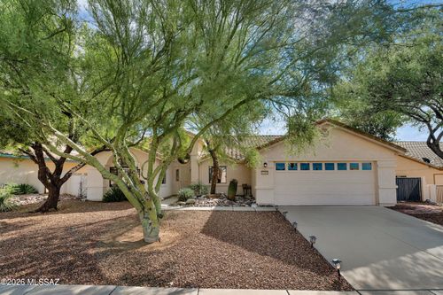 12480 N Copper Queen Way, Oro Valley, AZ, 85755-6640 | Card Image