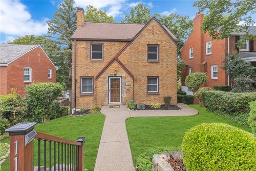 114 Koegler Ave, Brentwood, PA, 15227-3228 | Card Image