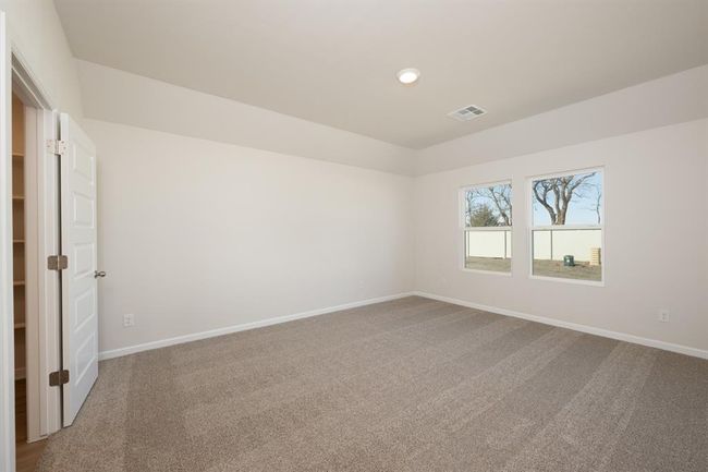 1125 E Stetson Ln, House other with 3 bedrooms, 2 bathrooms and null parking in Mustang OK | Image 11