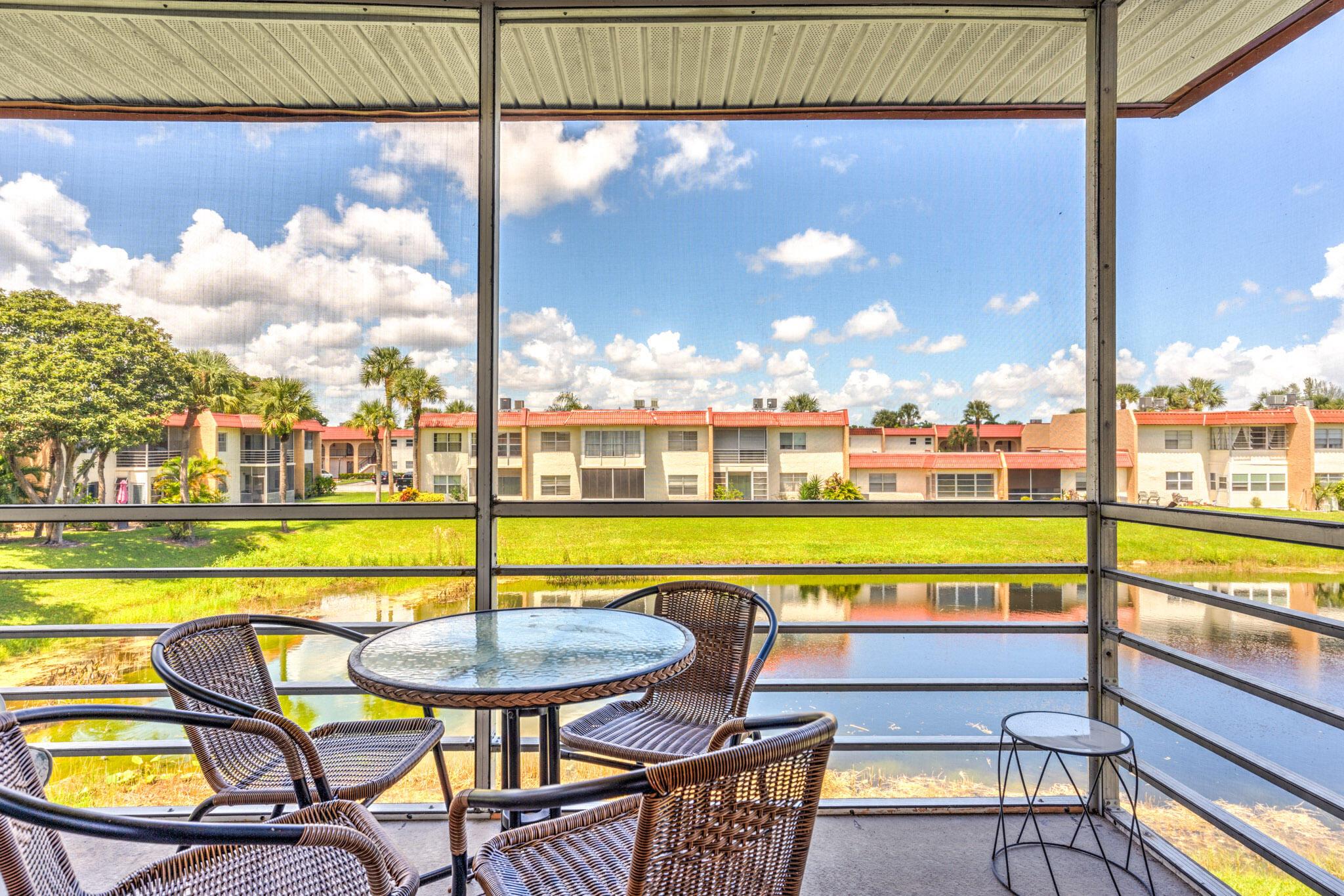 Lake Dora Dr, West Palm Beach, FL 33411