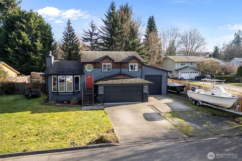 20911 66th Ave Ne, Arlington, WA, 98223-8226 | Card Image