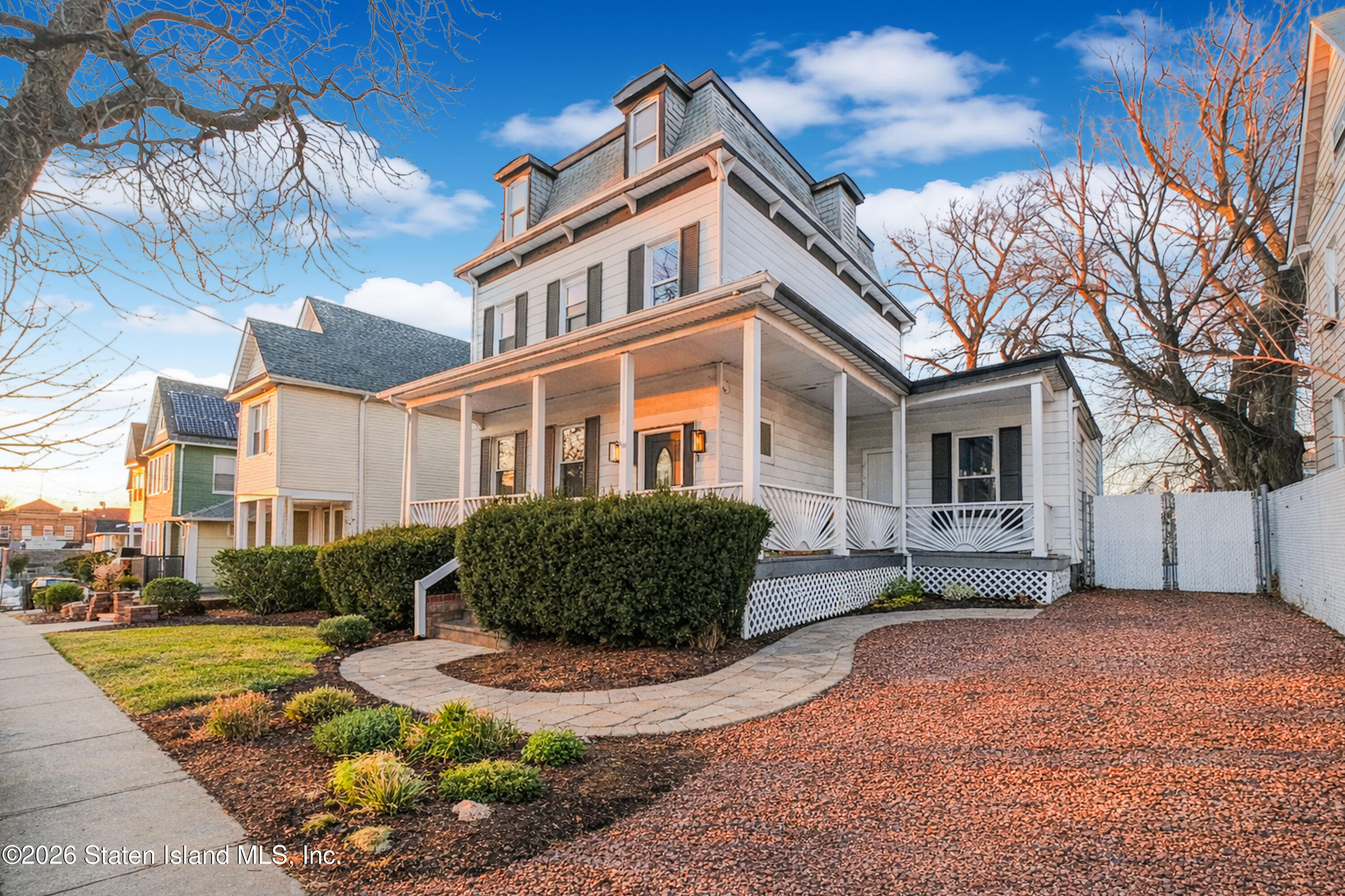 Residential Lease in Staten Island 2