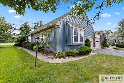 b-29 Ethan Allen Dr, Monroe, NJ, 08831-5643 | Card Image