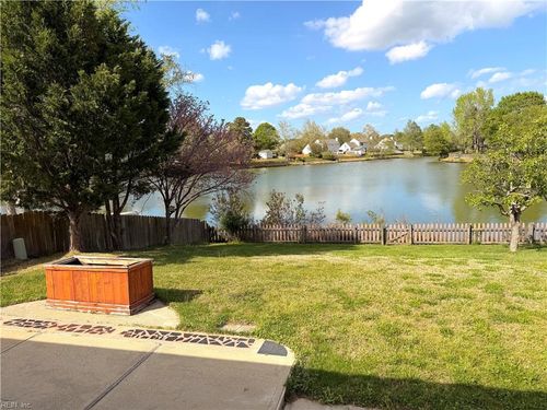 1232 Copper Stone Cir, Chesapeake, VA, 23320-8261 | Card Image