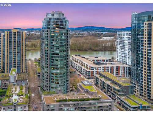 305-3601 S River Pkwy, Portland, OR, 97239 | Card Image