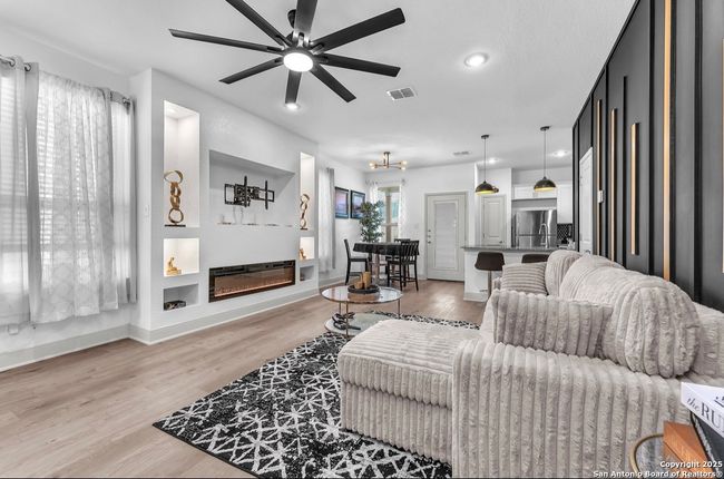7552 Briarwood Pass, Home with 3 bedrooms, 3 bathrooms and null parking in San Antonio TX | Image 7