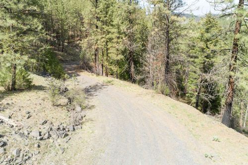 31875 Hawk Creek Ranch Rd N, Davenport, WA, 99122-8779 | Card Image