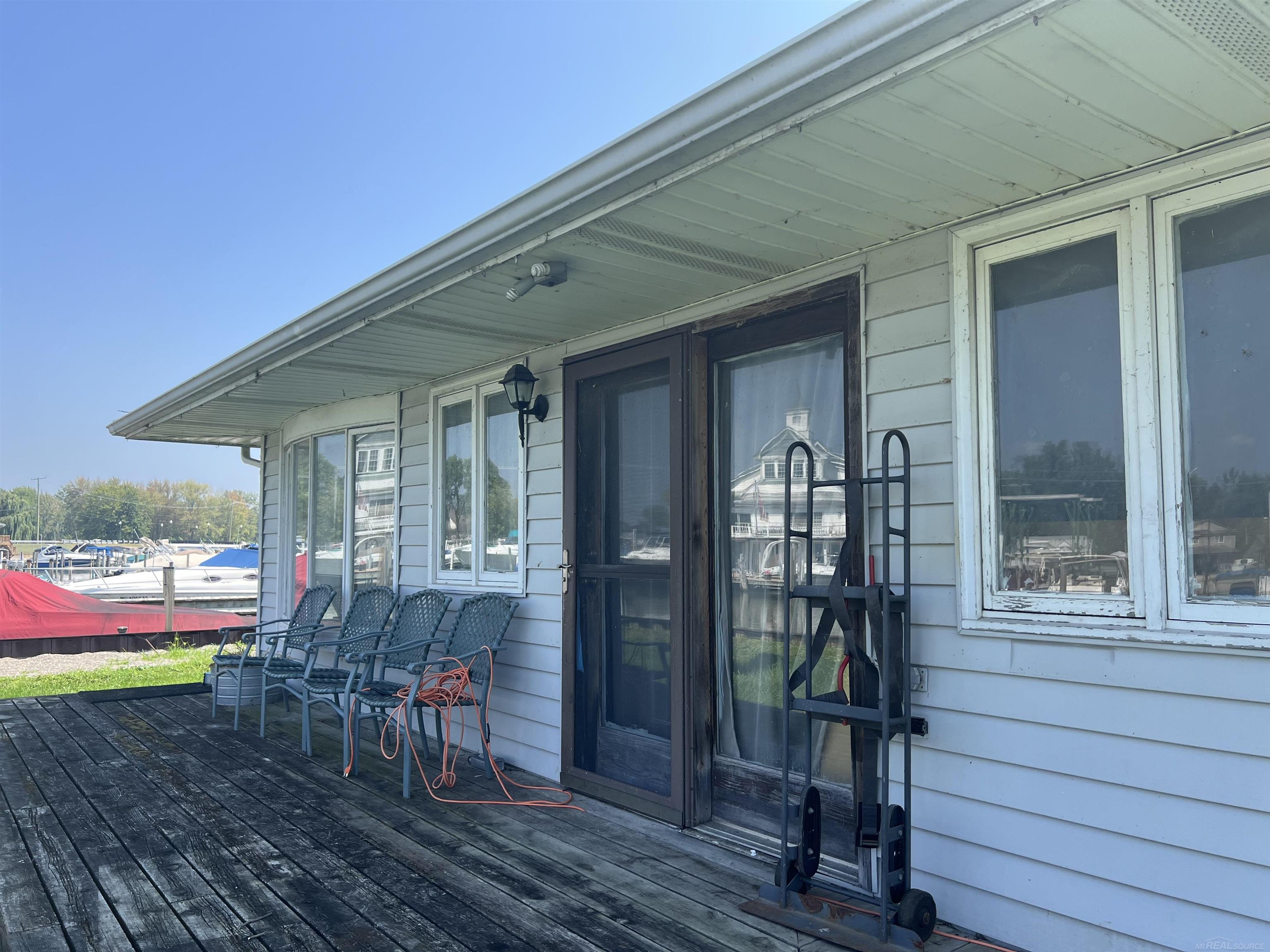 Salt River Dr, Chesterfield, MI 48047