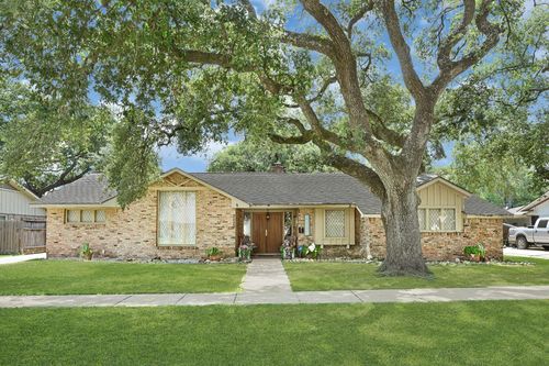 2022 Willow Wisp Dr, Seabrook, TX, 77586-3312 | Card Image