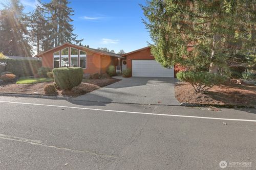 24004 10th Pl W, Bothell, WA, 98021-8585 | Card Image