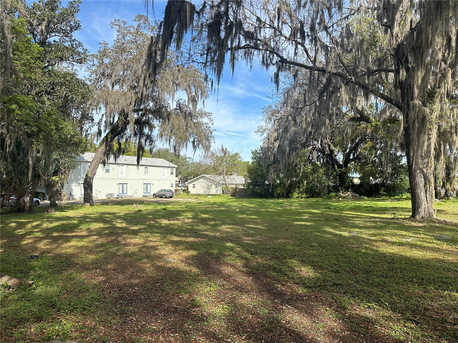Land in LEESBURG 2