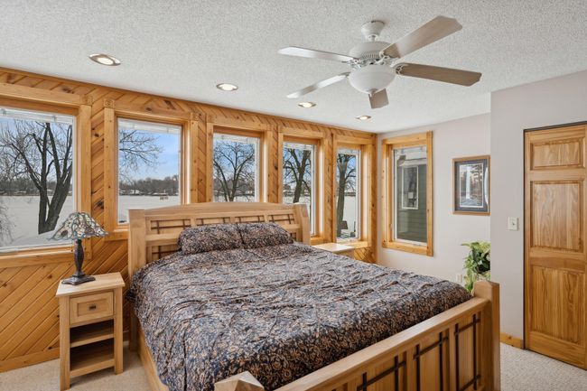 1867 Beach Dr Se, House other with 2 bedrooms, 2 bathrooms and null parking in Forest Lake MN | Image 41