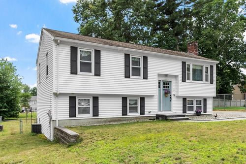 15 Dallas Rd, Lowell, MA, 01854-1043 | Card Image