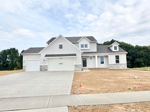 8309 Kettle Hill Ct Se, Alto, MI, 49302-8212 | Card Image