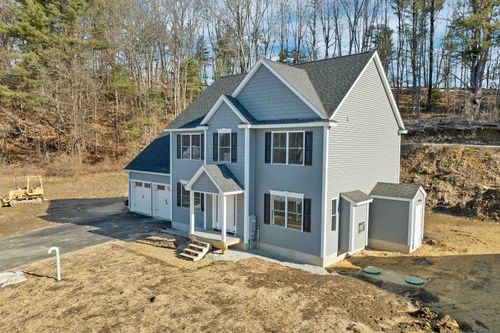 12 Shelburne Ln, Concord, NH, 03301-6954 | Card Image