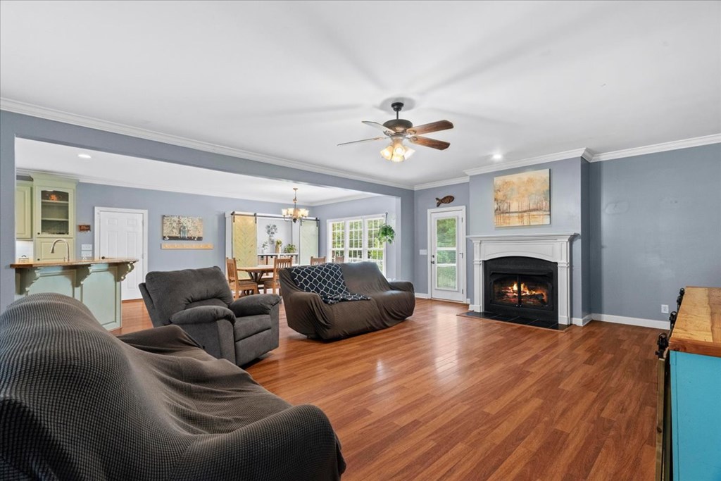 Residential in Chatsworth 4