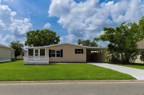 1220 Dustin Dr, Lady Lake, FL, 32159-6401 | Card Image