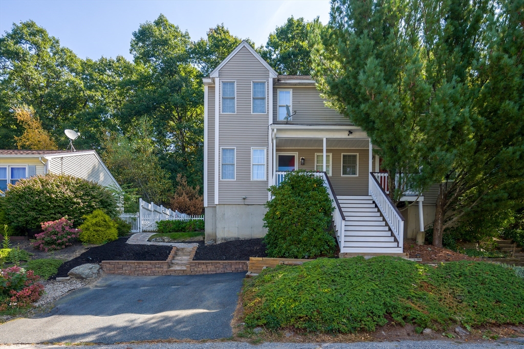 Wigwam Hill Dr, Worcester, MA 01605