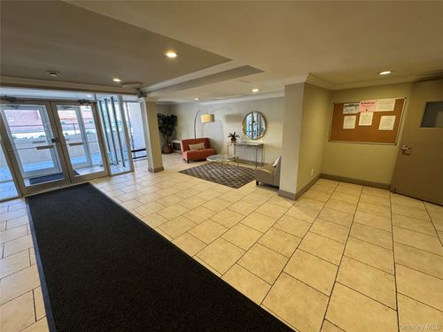 apt-4n-750 Shore Rd, Long Beach, NY, 11561-4787 | Card Image