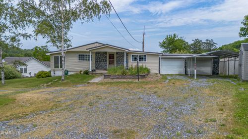 235 Liberty Ln, Duncansville, PA, 16635-4523 | Card Image